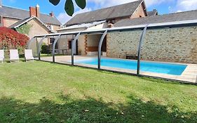 Gite Familial Avec Piscine Chauffee A Lege - Fr-1-306-1296 Legé